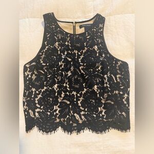 White House Black Market Black Floral Lace Scalloped Crop Top size 0